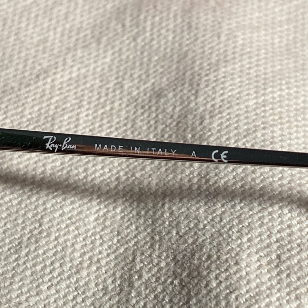 Silver Square Ray-Bans. - Picture 5 of 7